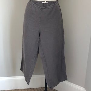Cropped pants